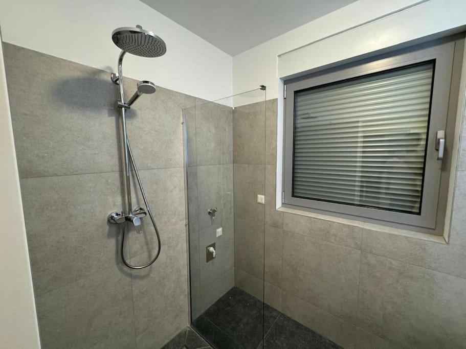 Rooftop Apartment With Balcony & Free Parking Wien Exterior foto