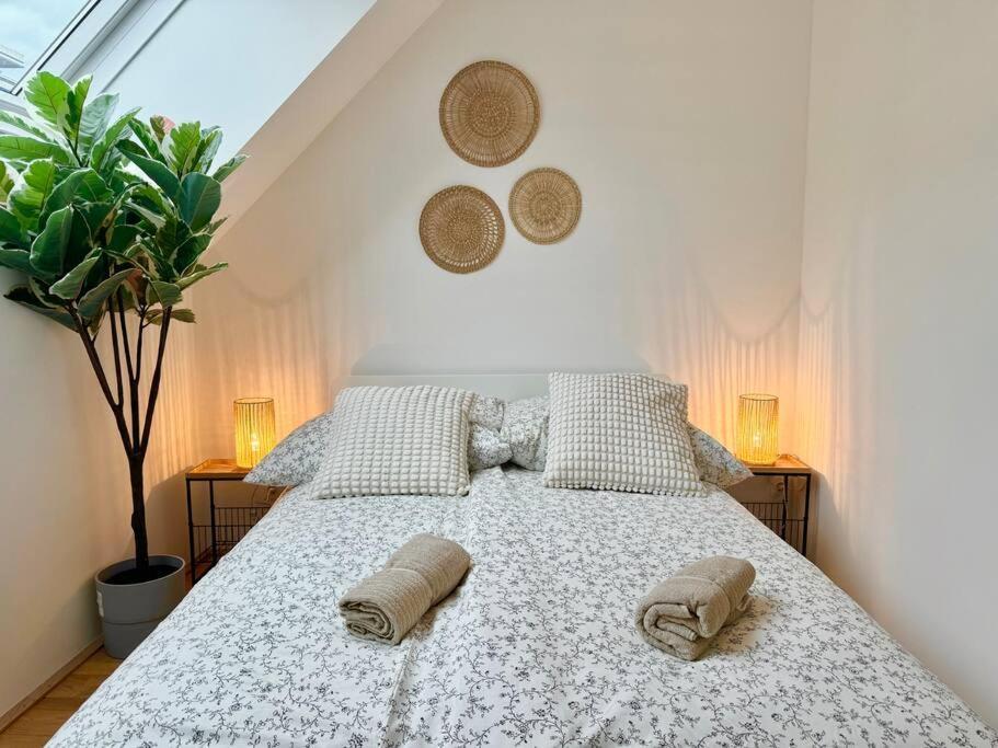 Rooftop Apartment With Balcony & Free Parking Wien Exterior foto